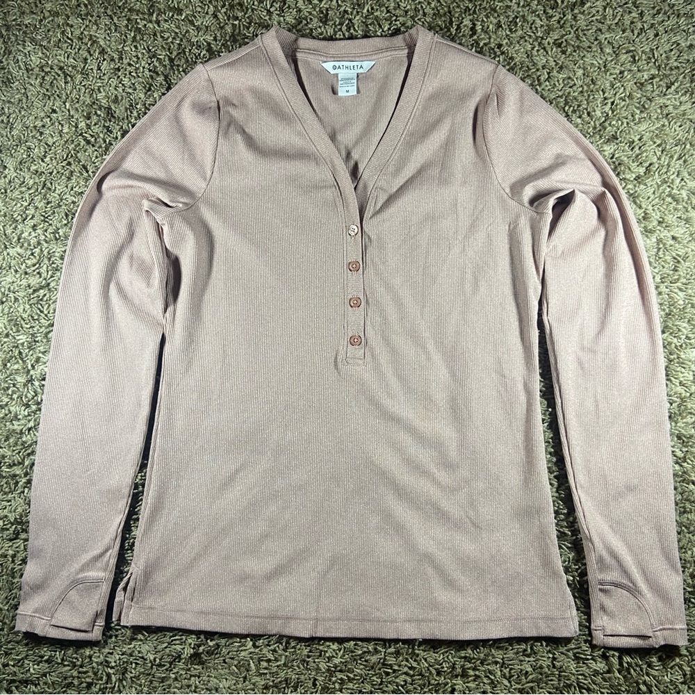 Athleta V-Neck Henley Ribbed Long Sleeve Top with Thumbholes Mauve Sz M Women’s